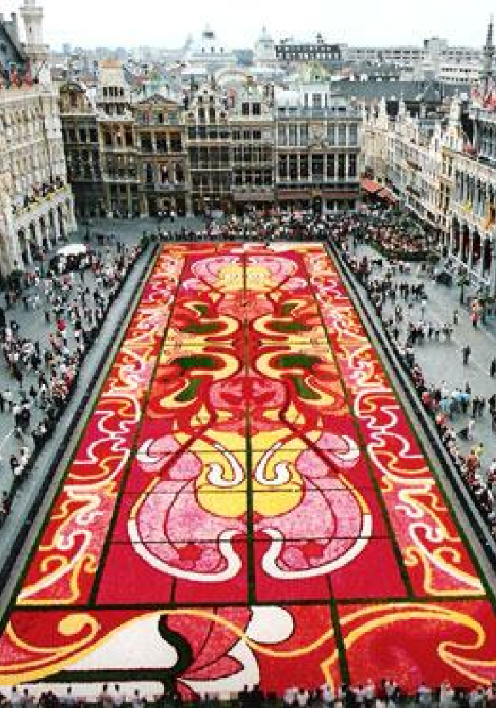 flower carpet 2004